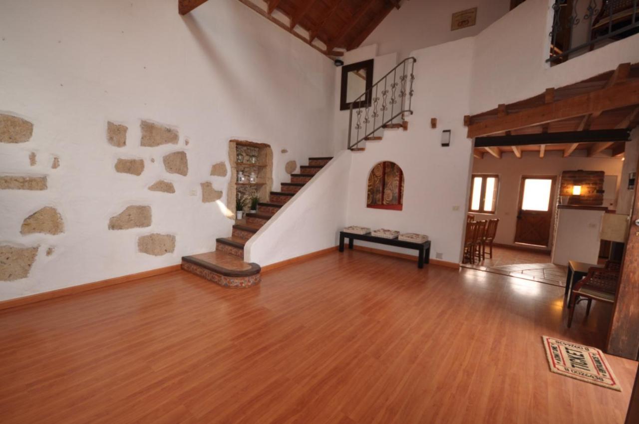 Valle de San Lorenzo Casaruralaronaヴィラ エクステリア 写真